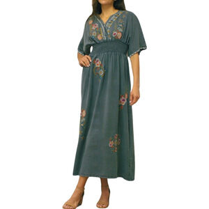 151. NWT WOMENS KYLA SEO S (FIT XL) DETAIL DRESS